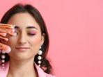 ilustrasi-perhiasan-berlian-dengan-makeup-yang-cocok.jpg
