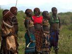ilustrasi-suku-bodi-ethiopia.jpg