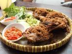 ilustrasi-usaha-kuliner-tradisional_20160327_184834.jpg