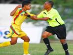 ilustrasi-wasit-dikejar-pemain_20150120_103553.jpg