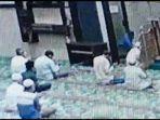 imam-masjid-tiba-tiba-ditusuk-otk-dengan-pisau-dapur-imam-m.jpg