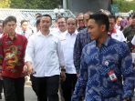 imam-nahrawi-berpamitan-dengan-pegawai-kemenpora_20190919_223246.jpg