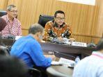 imam-nahrawi-didampingi-sesmenpora-gatot-s-dewa-broto.jpg