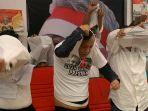 immanuel-ebenezer-saat-mencopot-seluruh-spanduk-dan-atribut-ganjar-pranowo.jpg