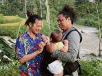 indah-permatasari-dan-arie-kriting-sama-sama-sepakat-tak-mempublikasikan-potret.jpg