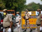 india-berlakukan-lockdown-selama-21-hari_20200326_222306.jpg