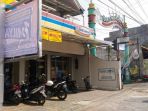 indomaret-ngesrep-usai-dirampok_20180914_105414.jpg