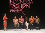 indonesia-fashion-week_20160310_144338.jpg