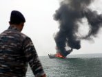 indonesia-kembali-tenggelamkan-kapal-asing-pelaku-ilegal-fishing_20150818_203327.jpg
