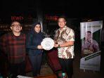 indra-rukman-dan-novita-dewi.jpg