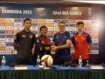 indra-sjafri-bersama-kapten-timnas-indonesia-rizky-ridho-saat-jumpa-press.jpg