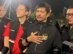 indra-sjafri-usai-memimpin-latihan-di-lapangan-a-1.jpg
