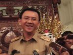 ini-kelakar-ahok-usai-dapat-balon-dari-relawan_20170508_184908.jpg