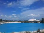 ini-keunikan-objek-wisata-danau-kaolin_20160801_113129.jpg