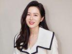 ini-rahasia-kecantikan-dari-aktris-korea-son-ye-jin.jpg