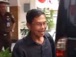 inilah-ekspresi-tersangka-kasus-korupsi-kantor-bupati_20160714_170740.jpg