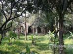 inilah-villa-horor-di-kawasan-puncak_20171006_182332.jpg
