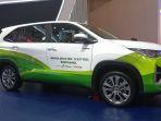 innova-zenix-hev-flexy-fuel.jpg