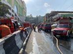 insiden-kebakaran-terjadi-di-pasar-tanah-abang-blok-c-l.jpg