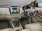 interior-toyota-innova_20160311_185919.jpg