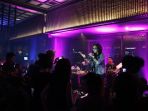 Chord Gitar Ada Yang Hilang - Ipang Lazuardi, Kunci A: Aku Hanya Bisa Terdiam Melihat Kau Pergi 