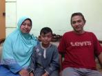 ipda-provost-polisi-budiono-beserta-istri-dan-anaknya_20160211_080505.jpg