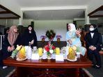 Iriana Jokowi Kenalkan Kebun Raya Bogor pada Ibu Negara Iran