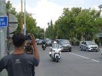 iring-iringan-mobil-jokowi-melintas-di-jogja-solo.jpg