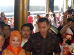 iringan-musik-betawi-dan-tionghoa-sambut-kedatangan-agus-sylvi-di-vihara-avalokitesvara_20161019_171838.jpg