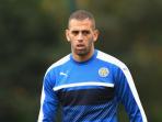 islam-slimani-gilatiannnn_20160927_231736.jpg