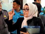 istri-anggota-dprd-banggai-siti-marawiah.jpg