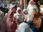 istri-anies-baswedan-fery-farhati-ganis-memberikan-sambutan-kepada-para_20170414_192222.jpg