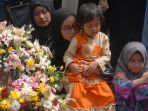 istri-brigadir-anumerta-andy-junaedy_20161218_154858.jpg