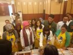 istri-menteri-ketenagakerjaan-hj-marifah-hanif-dhakiri_20170417_201140.jpg<pf>istri-menteri-ketenagakerjaan-hj-marifah-hanif-dhakiri_20170417_201314.jpg