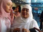 istri-sutan-bathoegana-di-kpk-nih2_20150717_114932.jpg