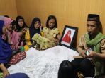istri-ustaz-maulana-meninggal-dunia_20190120_204958.jpg