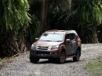 isuzu-mu-x-di-tangkahan-sumatera-utara_20170614_011246.jpg