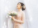isyana-lamaran.jpg