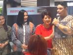 ivan-gunawan-dan-titiek-puspa_20151112_113931.jpg