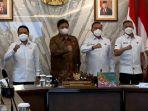 iwan-budianto-akhmad-hadian-lukita-fotobareng.jpg
