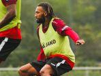 jairo-riedewald-royal-antwerp.jpg