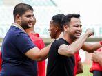 jajaran-direksi-rans-cilegon-fc-sang-ceo-raffi-ahmad-dan-wakil-direktur-utama-rans-cilegon-rajiv.jpg