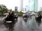 jakarta-diguyur-hujan_20221006_202018.jpg