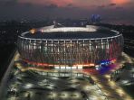 jakarta-international-stadium-di-malam-hari_20220418_030843.jpg