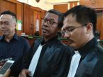 jaksa-beberkan-fakta-penipuan-terdakwa-henry-j-gunawan_20181206_083749.jpg