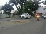 jalan-berlubang_20160113_172258.jpg<pf>jalan-berlubang_20160113_172405.jpg
