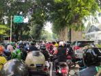 jalan-macet-jelang-pelantikan-anggota-DPR-dan-DPD.jpg
