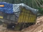 jalan-rusak_20170420_195912.jpg