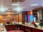 jalan-santai-pwi-pusat-dalam-rangka-hut-ke-62-ikatan-keluarga-wartawan-indonesia.jpg