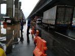 jalan-tol-jakarta-cikampek-arah-jakarta-terdampak-banjir.jpg